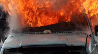 Αττική: Έκαψαν όχημα γνωστού επιχειρηματία