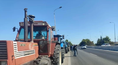 Εντείνονται οι αγροτικές κινητοποιήσεις-Πού ενισχύονται τα μπλόκα (vid)