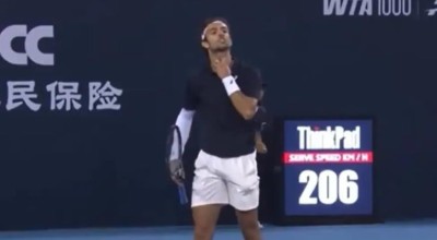 Ο Μουζέτι τα... πήρε με τους Κινέζους: «Οι γαμ...οι βήχουν συνέχεια»