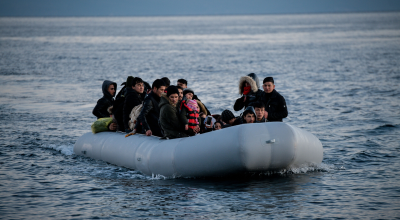 Τουλάχιστον τέσσερις νεκροί σε ναυάγιο προσφύγων νότια της Λέσβου