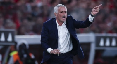 Νέο ξέσπασμα Μουρίνιο σε δημοσιογράφο: «Πεθαίνετε να μάθετε πόσα βγάζω...»