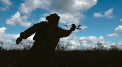 Drones, αντι‑drones και υβριδικός πόλεμος: Η νέα πραγματικότητα της Ευρώπης και η απάντηση της Ελλάδας