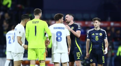 Βαρύ το κλίμα μετά την ήττα από τη Σκωτία – Η φάση με Ιωαννίδη που συζητήθηκε έντονα