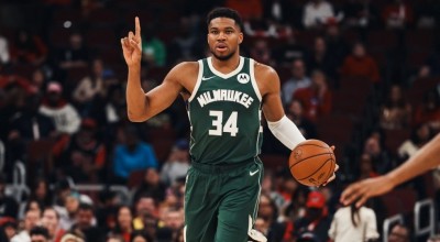 ESPN: «Πιθανή η παραμονή Αντετοκούνμπο στους Μπακς»