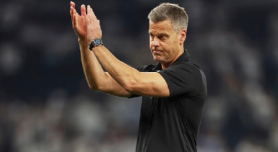 Απίστευτο: Ο προπονητής της Μπόντο Γκλιμτ κοουτσάρισε με ωτοασπίδες