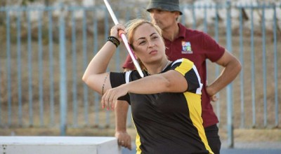 Τάνια Κεραμυδά: Ένα ακόντιο που χόρεψε ζεϊμπέκικο... τις αγελάδες σε ρυθμούς Βίσση