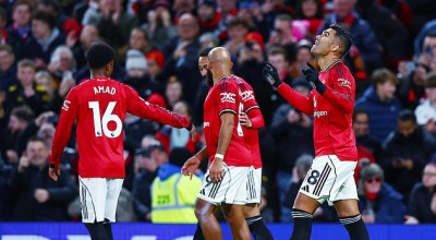 Με φόρα η Γιουνάιτεντ, 4-2 την Μπράιτον και ιστορικό γκολ από Κωστούλα μέσα στο «Ολντ Τράφορντ»