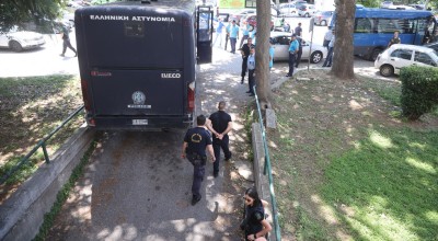 Δολοφονία Καμπανού: Μια προσαγωγή μετά από επεισόδια ενόψει της δίκης σε δεύτερο βαθμό