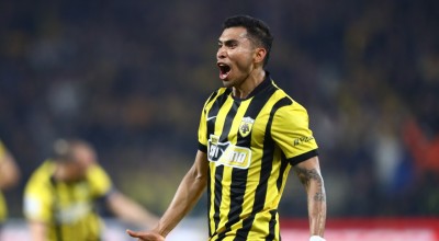 Με ήρωα τον Πινέδα η ΑΕΚ πήρε το τρίποντο στο 92'