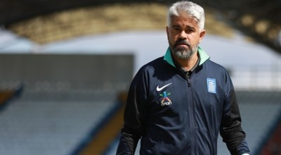 Αναλαμβάνει την Εθνική Γυναικών ο Βασίλης Σπέρτος