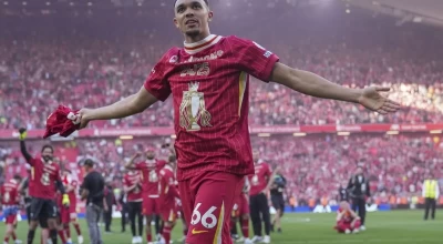 Λίβερπουλ:  Βανδάλισαν την τοιχογραφία του Αλεξάντερ-Άρνολντ πριν την επιστροφή του