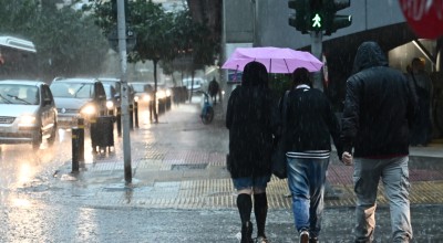 Ο καιρός της Δευτέρας (8/12): Βροχές και καταιγίδες