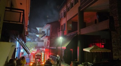 Συναγερμός στα Γρεβενά: Φωτιά σε πολυκατοικία-Απεγκλωβίστηκαν πέντε άτομα