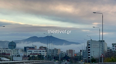 Πυκνό νέφος στη Θεσσαλονίκη: Περιορισμένη η ορατότητα στα ανατολικά