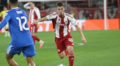 Μουζακίτης-Παρέλαβε το βραβείο του Golden Boy: «Αφιερωμένο...»