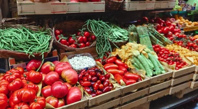 Τα 12 πιο «βρώμικα» φρούτα και λαχανικά