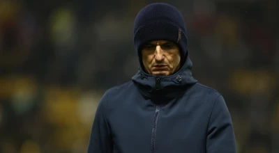 Στήριξε Μπάμπα ο Λουτσέσκου: «Δεν τον βγάζεις απλά έξω, μπορεί να κάνει την καθοριστική ενέργεια»