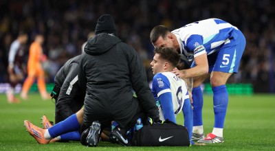 Στέφανος Τζίμας: Ανησυχία στην Μπράιτον για τον τραυματισμό του-«Δεν φαίνεται καλό»