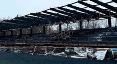 Οπαδοί έβαλαν φωτιά στο γήπεδο επειδή… η ομάδα τους υποβιβάστηκε