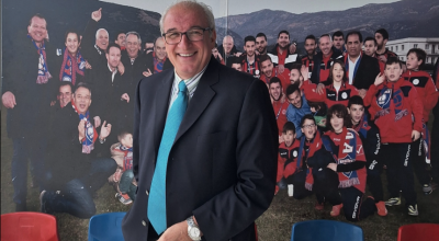 Στέλιος Μπέκας: «Το ποδόσφαιρο δημιουργήθηκε από άνδρες, όχι από κοριτσάκια»!