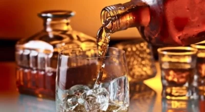 Αποσύρεται από την αγορά γνωστό λικέρ λόγω πιθανής παρουσίας θραυσμάτων γυαλιού