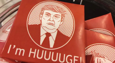 Επστάιν: Ποιους καίνε οι νέες φωτογραφίες-Το καρέ με τα προφυλακτικά και τον Τραμπ