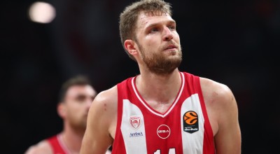 Ολυμπιακός σε κρίση: Η Βαλένθια πέρασε από το ΣΕΦ και βύθισε κι άλλο τους ερυθρόλευκους