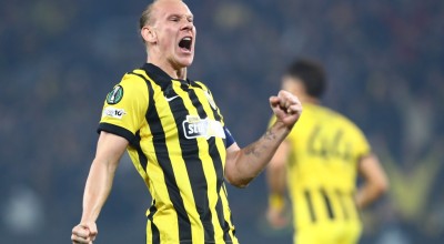 Ο Βίντα μειώνει άμεσα σε 1-2 και κρατά ζωντανή την ΑΕΚ απέναντι στην Κραϊόβα