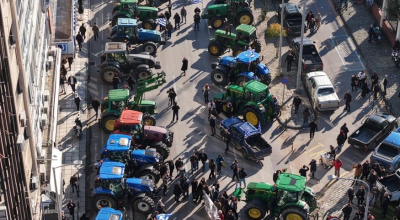 Χριστούγεννα στα μπλόκα κάνουν οι αγρότες: Τι ισχύει για τους εκδρομείς