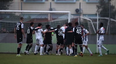 ΠΑΟΚ Β-Ηρακλής: Χαμός μετά το γκολ του Ντέλετιτς-Οι παίκτες πιάστηκαν στα χέρια