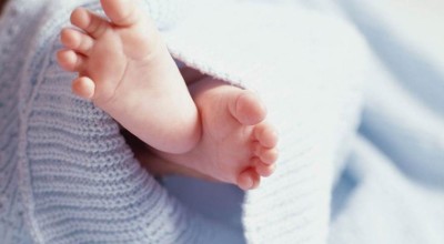 Θρίλερ με νεκρό βρέφος πέντε μηνών: Πέθανε ενώ κοιμόταν δίπλα στους γονείς του