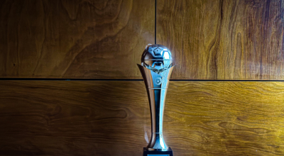 Πόσο ζυγίζει το τρόπαιο του Super Cup