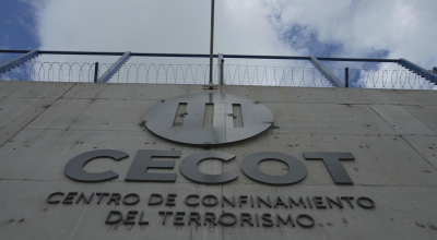 Ποια χώρα απειλεί να απελευθερώσει όλους τους κρατουμένους από φυλακή-κολαστήριο