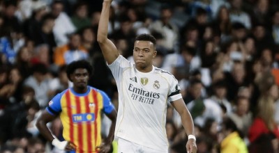 Στα… θρανία ο Εμπαπέ: Μαθήματα οδήγησης με οπαδό της Ατλέτικο!