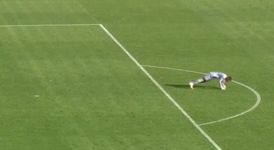 ΣΟΚ στο Κόπα Άφρικα: Κατέρρευσε την ώρα του αγώνα ο τερματοφύλακας του Σουδάν