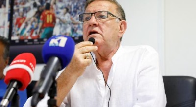 Σπάθας: « ΛΑΝΟΥΑ κερνάει ΛΑΝΟΥΑ πίνει»