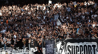 Πανό των οπαδών του ΟΦΗ στο Παγκρήτιο για τον δολοφονημένο φίλο του ΠΑΟΚ