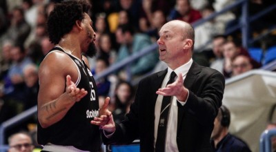 Ζντοβτς: «Με ακούν οι παίκτες, καυτός ο Ταϊρί γι' αυτό πήρε προσπάθειες»