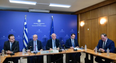 Μέτρα στήριξης για αγρότες: Ποιες είναι οι έξι κυβερνητικές πρωτοβουλίες