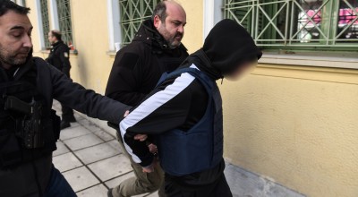 Σέρρες-Μητέρα 16χρονου: «Δεν τον χτύπησε δυνατά, κάτι άλλο έγινε»