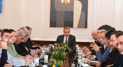 Ανοικτός σε νέα μέτρα για τους αγρότες ο Μητσοτάκης: «Τις εξελίξεις τις διαμορφώνουν οι παρόντες»