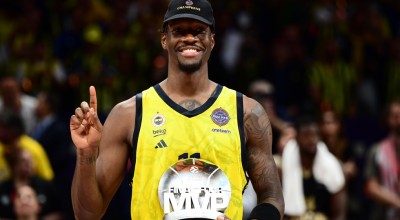 NBA: Ο Χέιζ-Ντέιβις είναι με τις βαλίτσες στο χέρι, αλλά για... πού