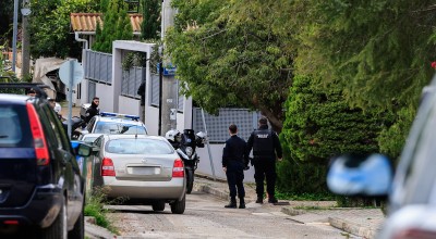 Γλυφάδα: «Θα σκοτώσω και τα αδέλφια μου» είπε στους αστυνομικούς ο πατροκτόνος