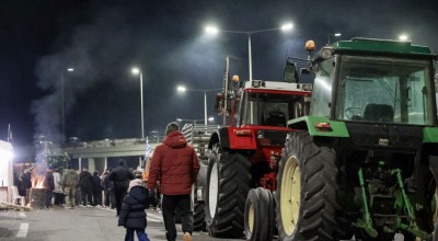Αποχωρούν σταδιακά οι αγρότες: Ποια μπλόκα «σπάνε» μετά τη συνάντηση στο Μαξίμου