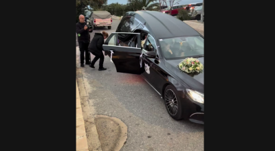 Ηράκλειο: Απίστευτος γαμπρός πήγε στον γάμο του με...νεκροφόρα