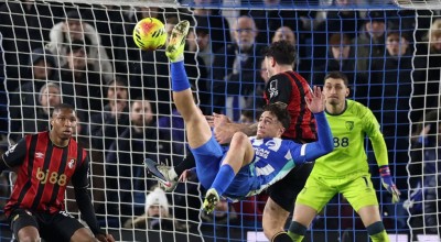 Τι γκολ έβαλες ρε Μπάμπη Κωστούλα: Ψαλιδάκι στις καθυστερήσεις και... βαθμός!