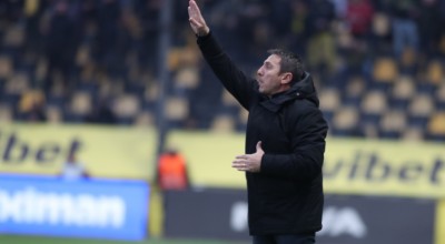 Παπαδόπουλος: «Δεν τα παρατάμε ποτέ-Πετάξαμε το πρώτο ημίχρονο, χάσαμε όλες τις μονομαχίες»