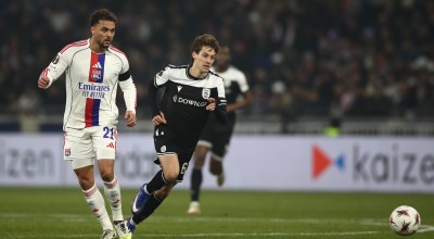 Το 1-1 της Λιόν στο παιχνίδι με τον ΠΑΟΚ, διαμαρτυρήθηκε για φάουλ ο Κωνσταντέλιας