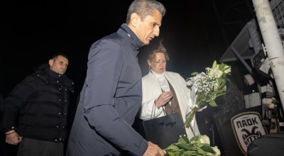 Λουτσέσκου και παίκτες αποτίουν φόρο τιμής στην Τούμπα-«Αδέρφια ζείτε εσείς μας οδηγείτε»