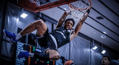 LIVE η αναμέτρηση του ΠΑΟΚ με την Σπόρτινγκ στο «Παλατάκι»